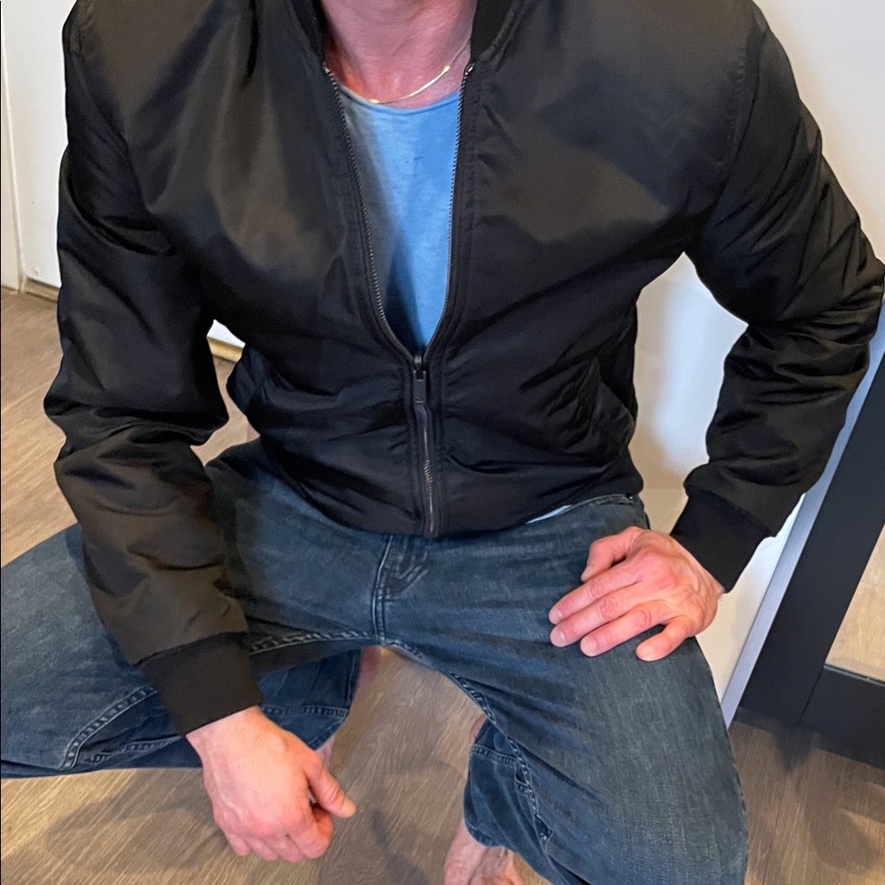 🔴SOLD🔴Men’s Reversible Leather meets Bomber Jacket - Picture 4 of 5